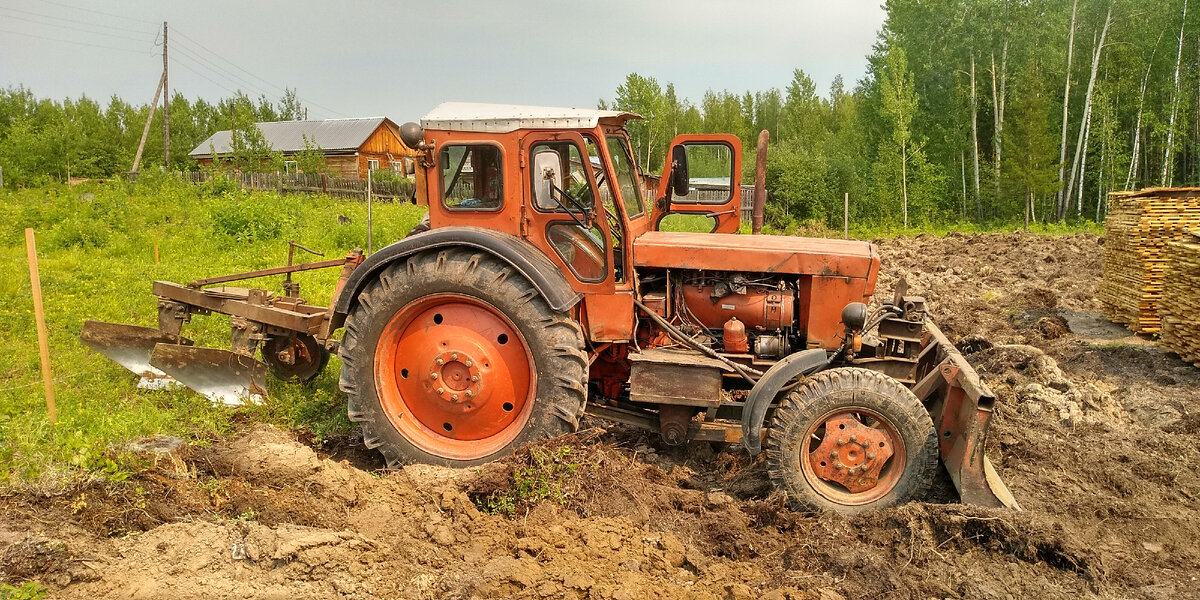 Плуги на трактор Т-40 в Украине