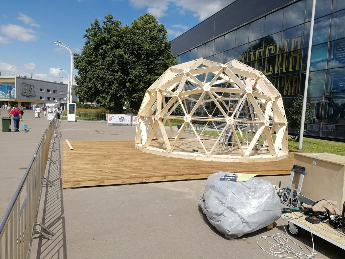 Мы обязательно будем. В этом году, пока, в качестве гостя. 