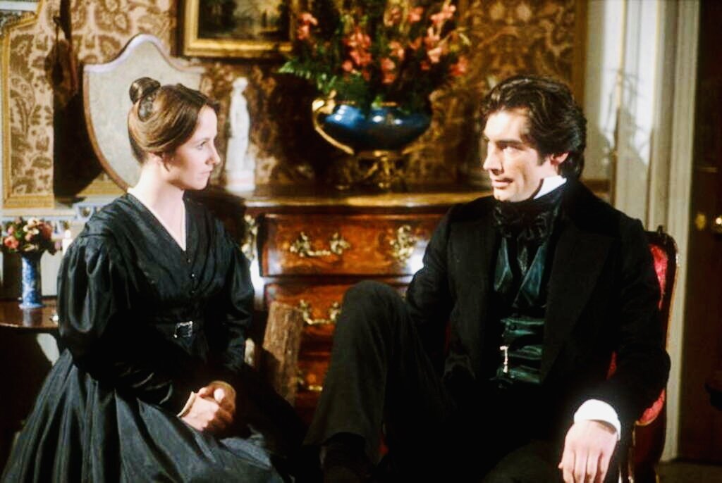 Зила Кларк в роли Джейн Эйр и Тимоти Далтон в роли мистера Рочестера 