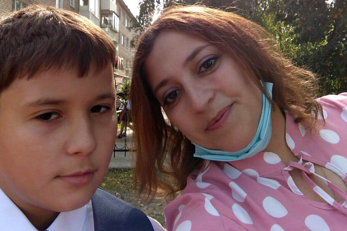 ​Динар Ведмеденко проснулся от дикой головной боли – голова в буквальном смысле слова разрывалась на части. Фото: из личного архива Алсу Ведмеденко