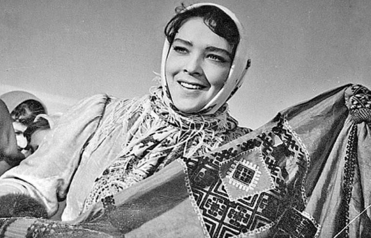 Кадр из фильма "Хлеб и розы"