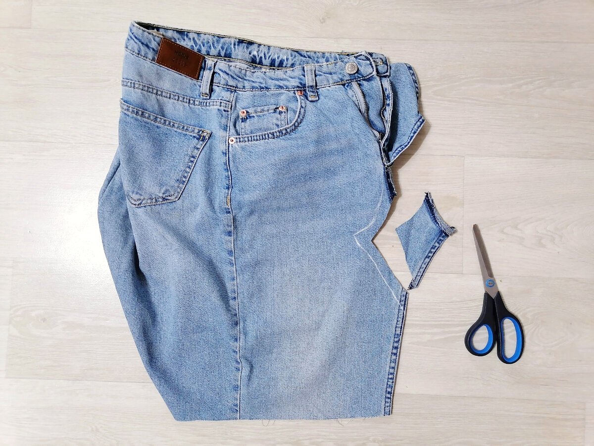 Обрезать джинсы под шорты