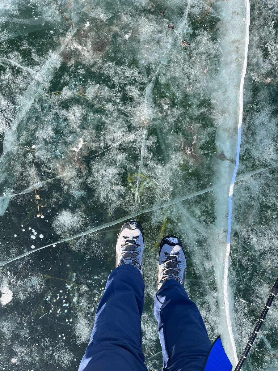 Лед Байкала. Фото из личного архива.