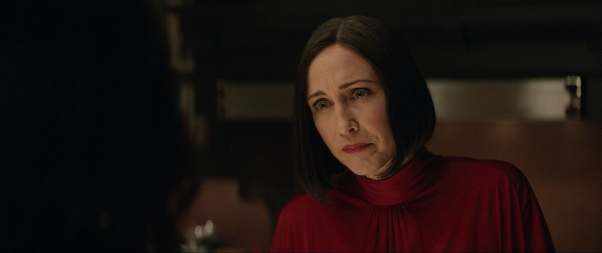 Как жаль. Талантливая Вера Фармига не получила сколь-нибудь значимой роли в киновселенной Marvel - и вряд ли её кто-то вспомнит в роли матери Кейт.