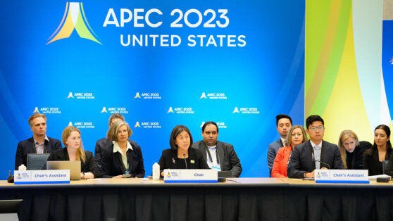    Захарова: РФ призовет участников АТЭС протестовать против позиции США Иван Обухов