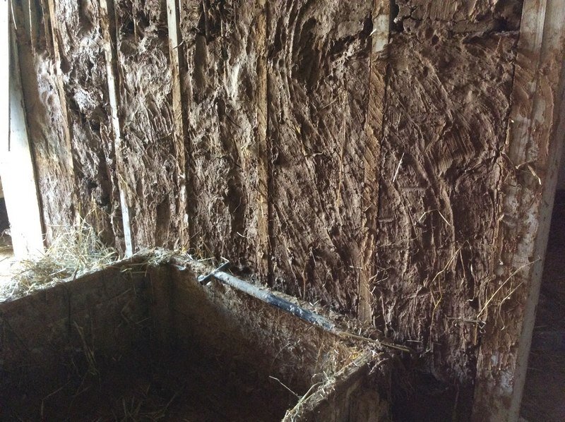 Стены из самана