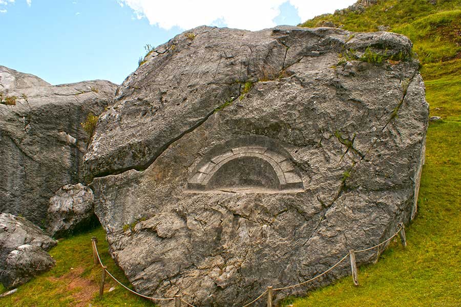 Фото с http://www.sunshineperutravel.com/es/traditionals/killa-rumiyoc-full-day.html