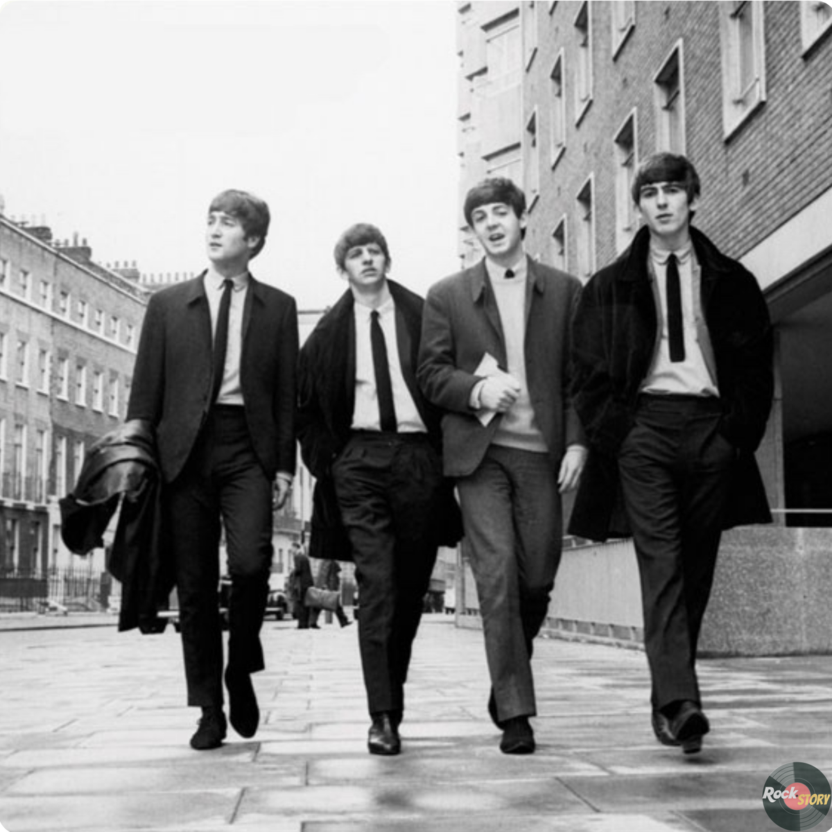 На фотографии: участники группы The Beatles.