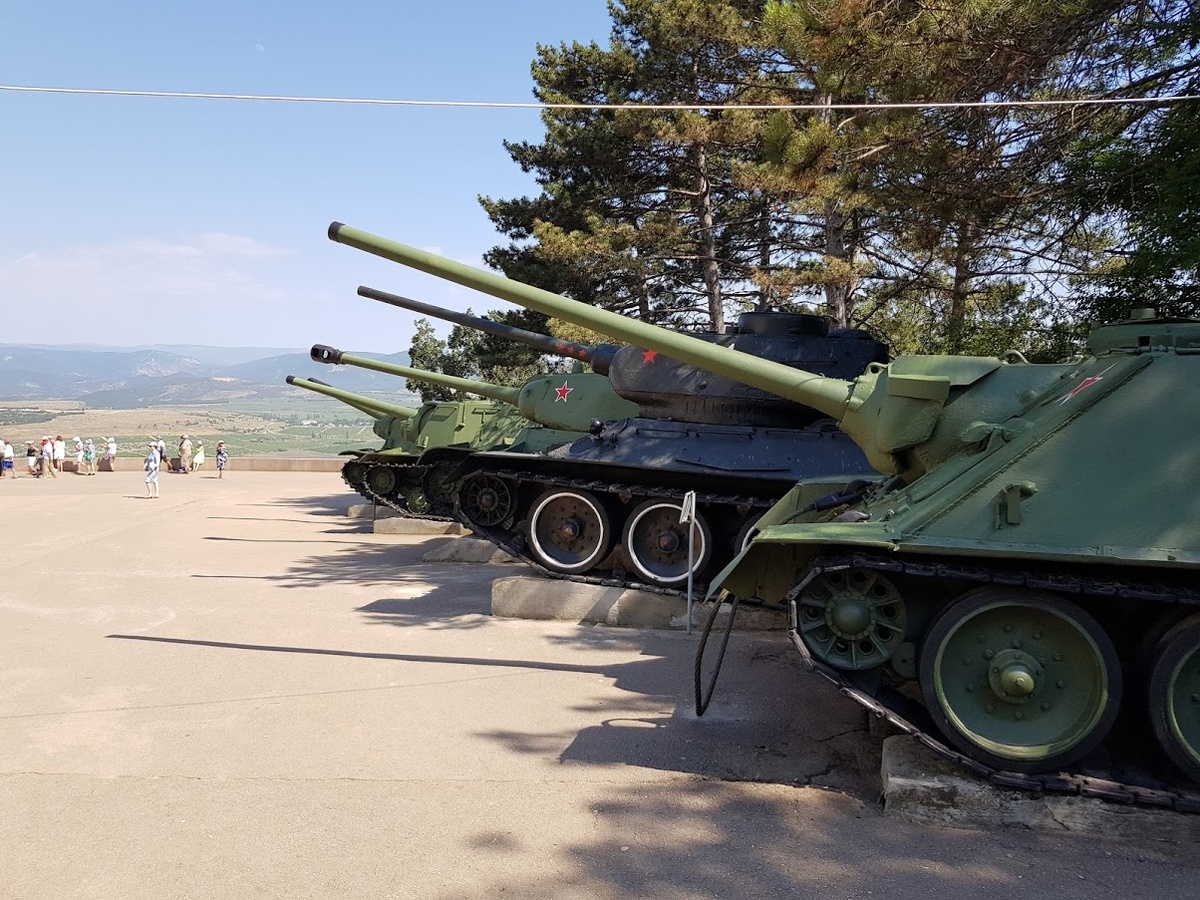 Экспозиция боевой техники на Сапун-горе