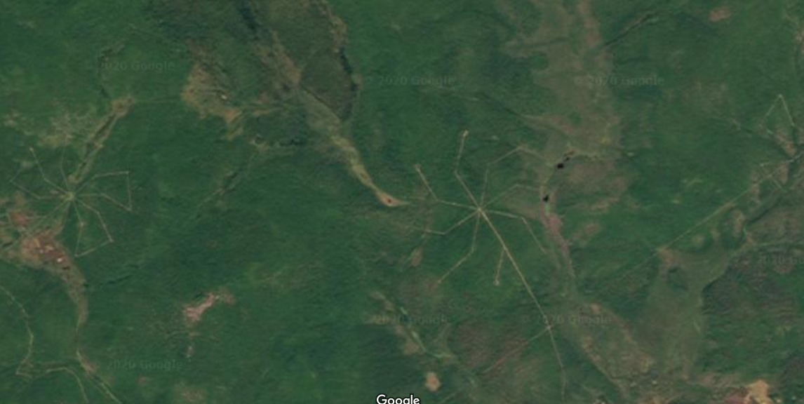 62°01'07.6"N 101°24'58.5"E