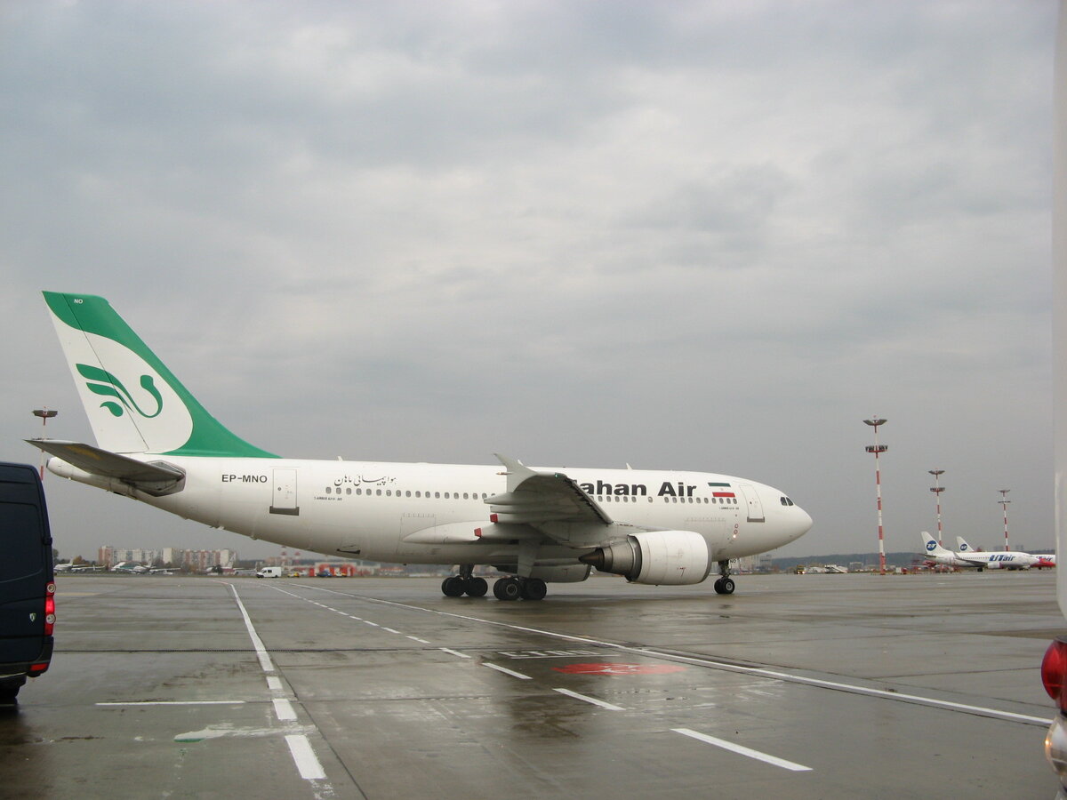A310 Mahan Air 2