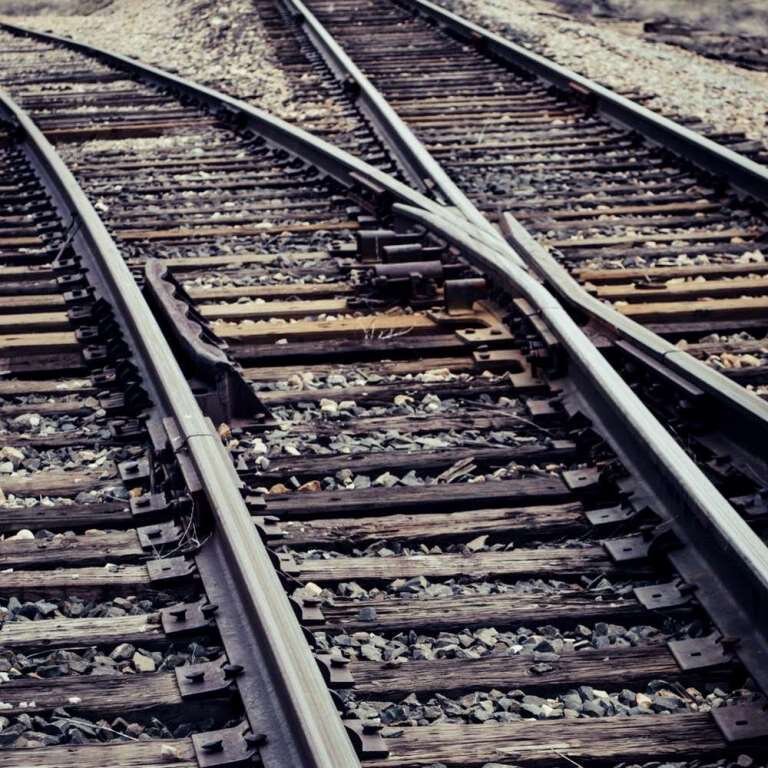 Из чего делают гусеницы танка | Uazovod Patrick | Дзен