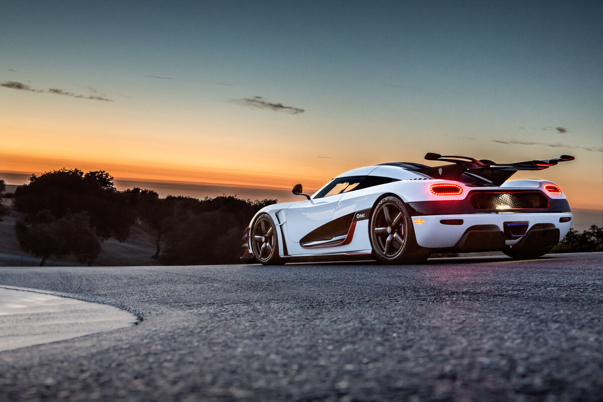 Кенигсегг Agera one 1