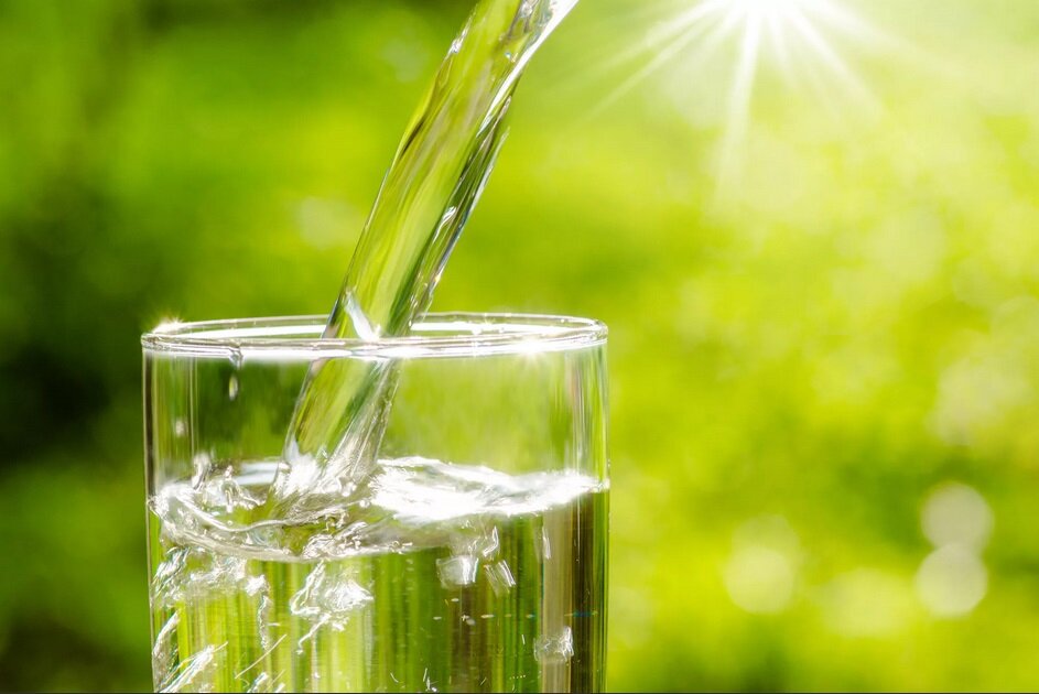 Сколько воды пить в день, мл воды на кг веса, здоровый образ жизни