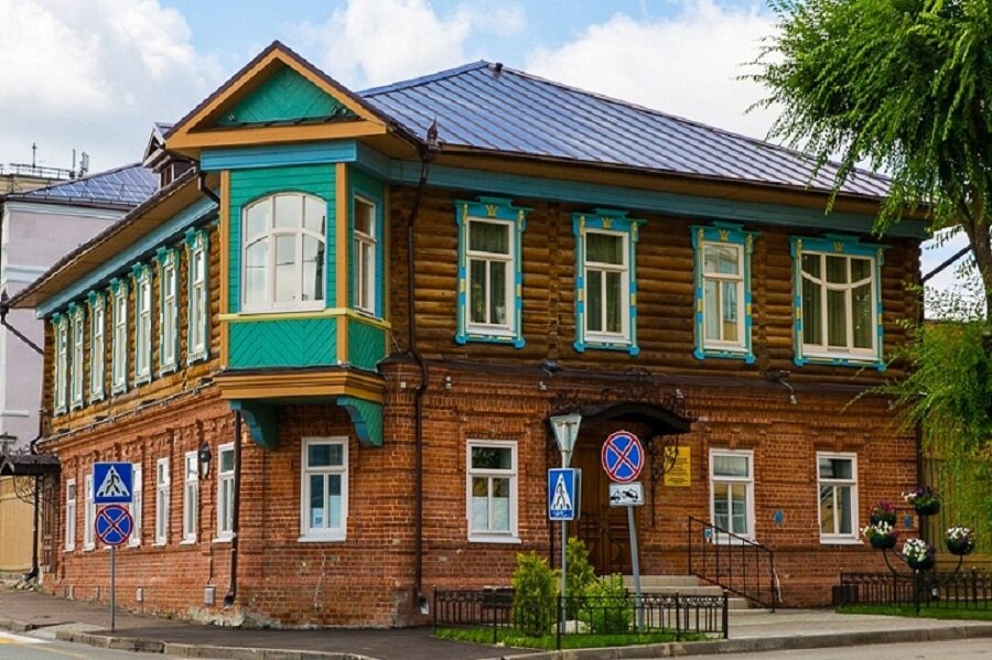Как выглядят дома в казани Блог Гузель Яхиной. "Деревянные дома: Казань, какой я ее запомнила с детства" Li