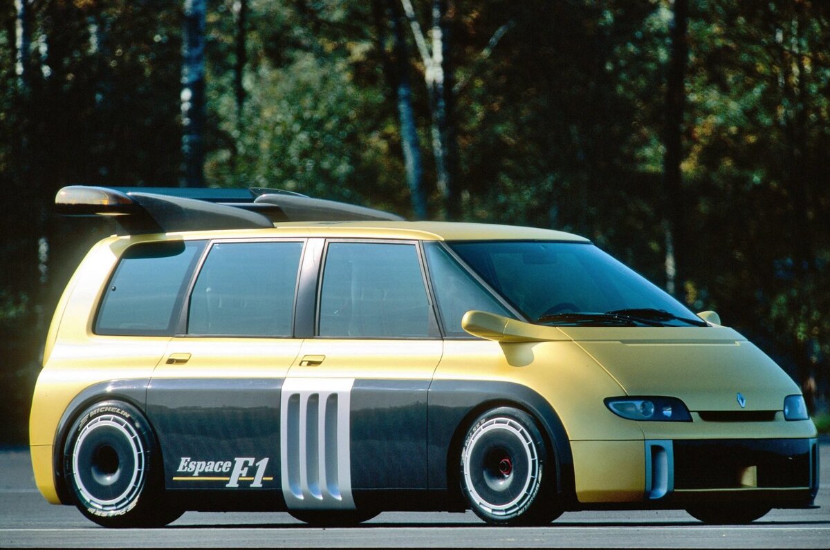 Renault Espace F1. Источник: Яндекс.Картинки.