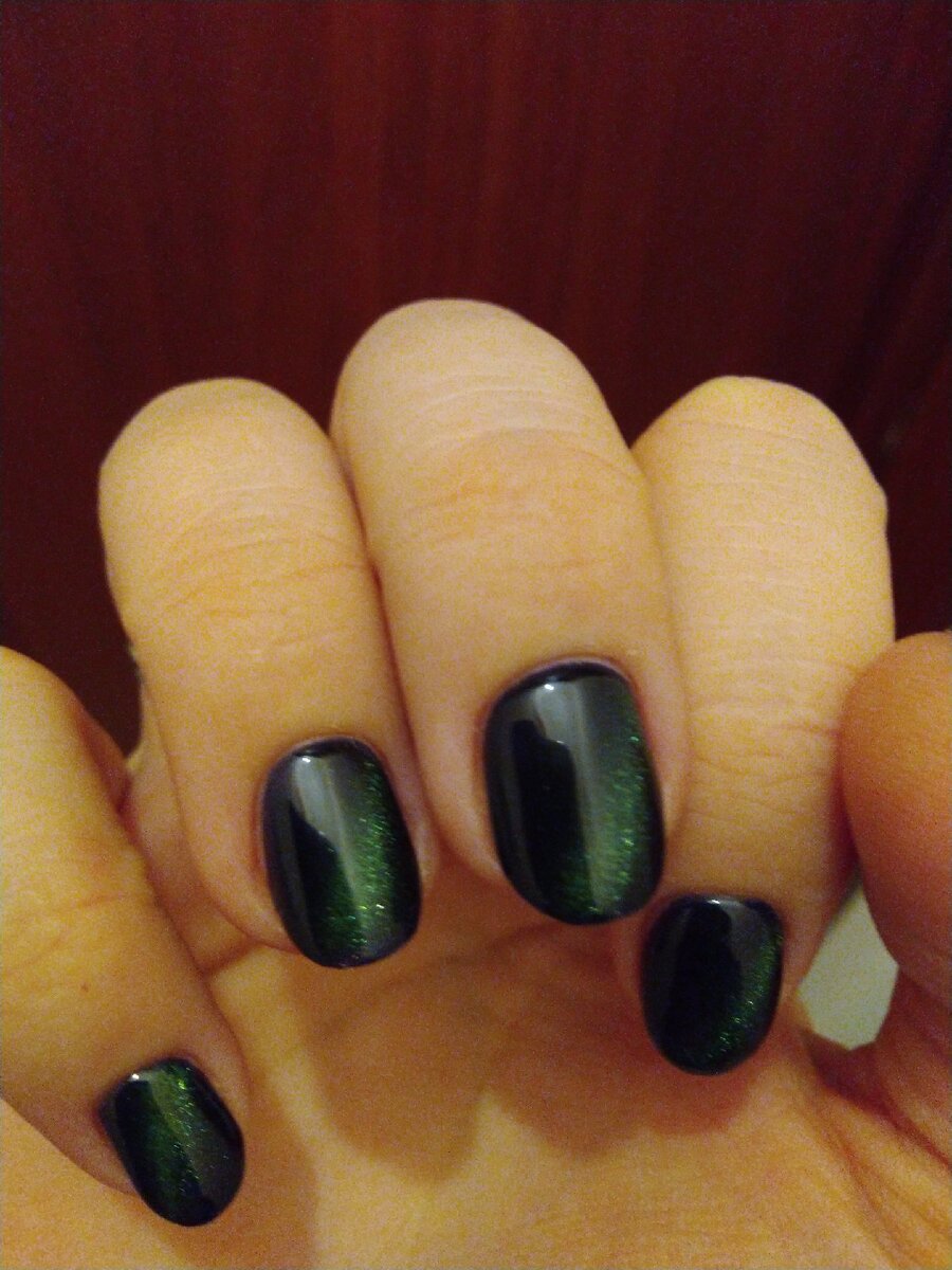 фото из личного архива. да, когда-то мои ногти были корявыми(((