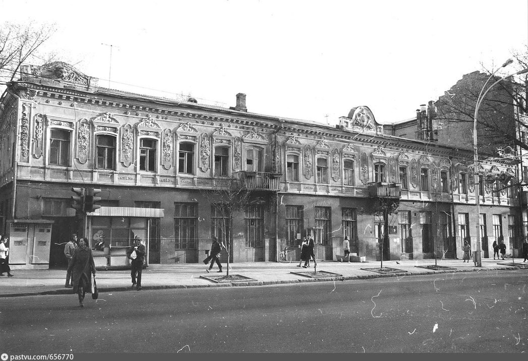 Большая садовая старые фото
