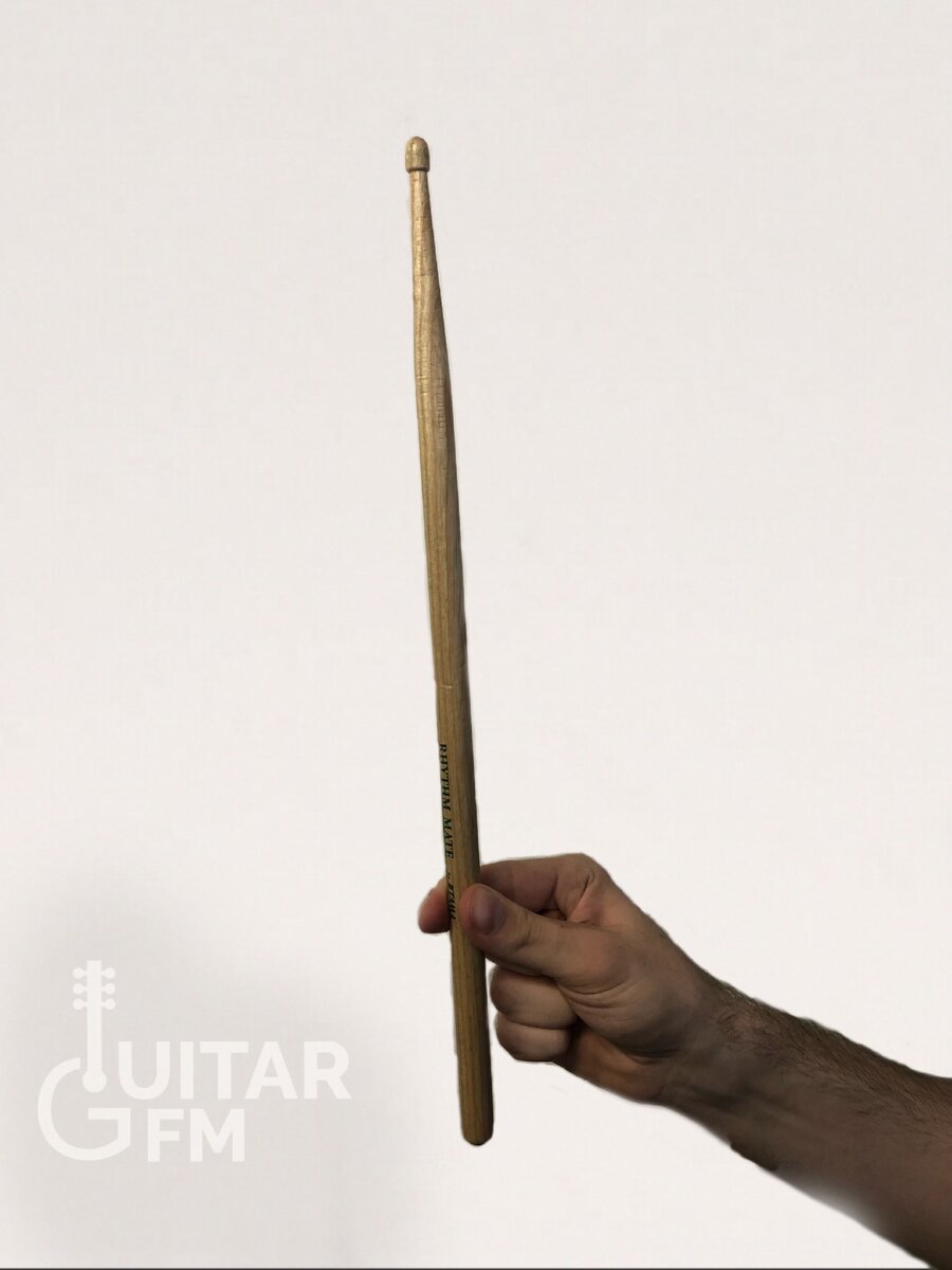 Палка деревянная. Как делать стрелы. Где взять палку. Возьмите полоску плотной бумаги шириной 2-3. Дубинка деревянная.