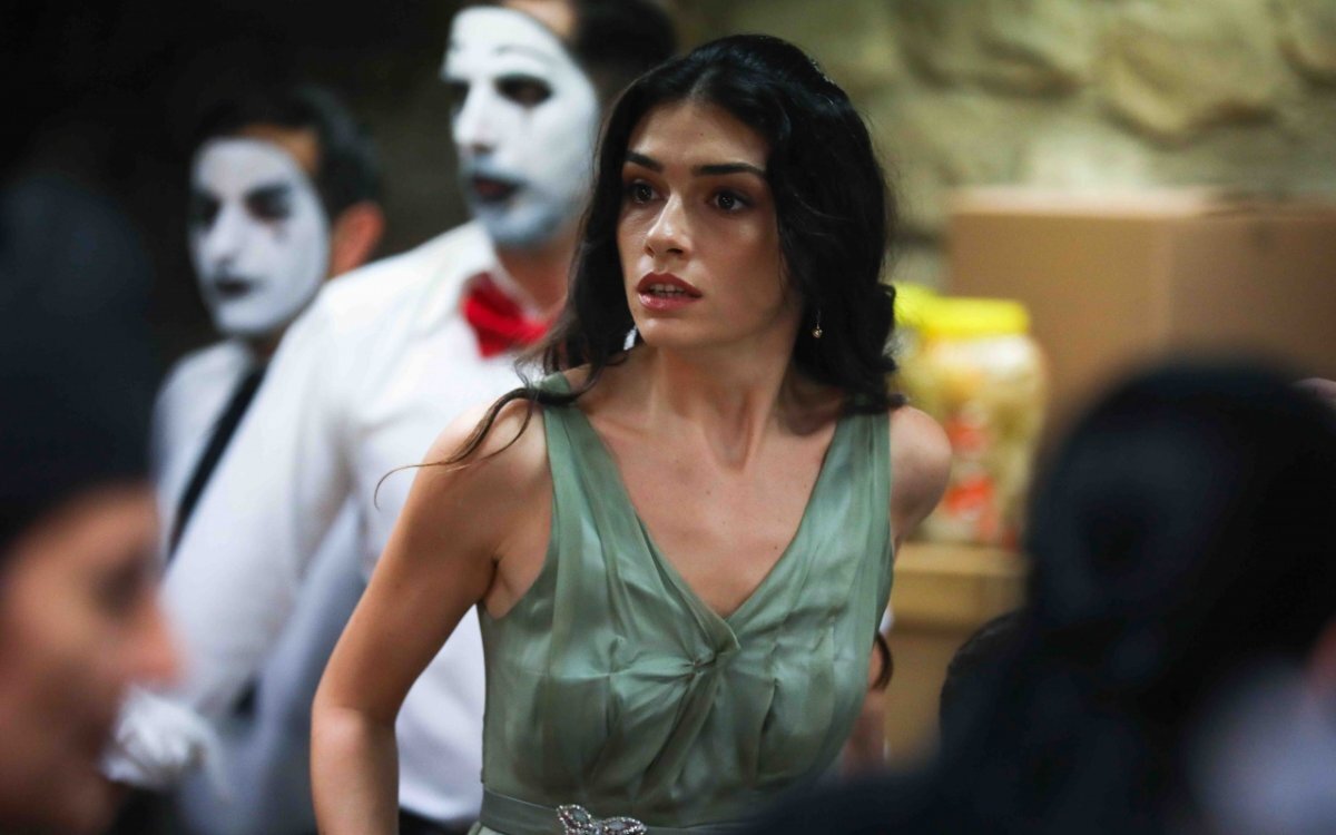 Алев алев турецкий сериал. Яркое пламя турецкий сериал 2020. Яркое пламя турецкий сериал искандер. Пламя турецкий сериал 2020. Горячая пламя турецкий.