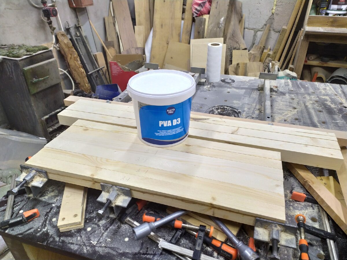 Сейчас покупаю в таре по 3 кг