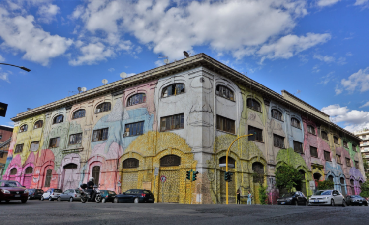 Граффити, выполненные BLU in Via del Porto Fluviale, Ostiense