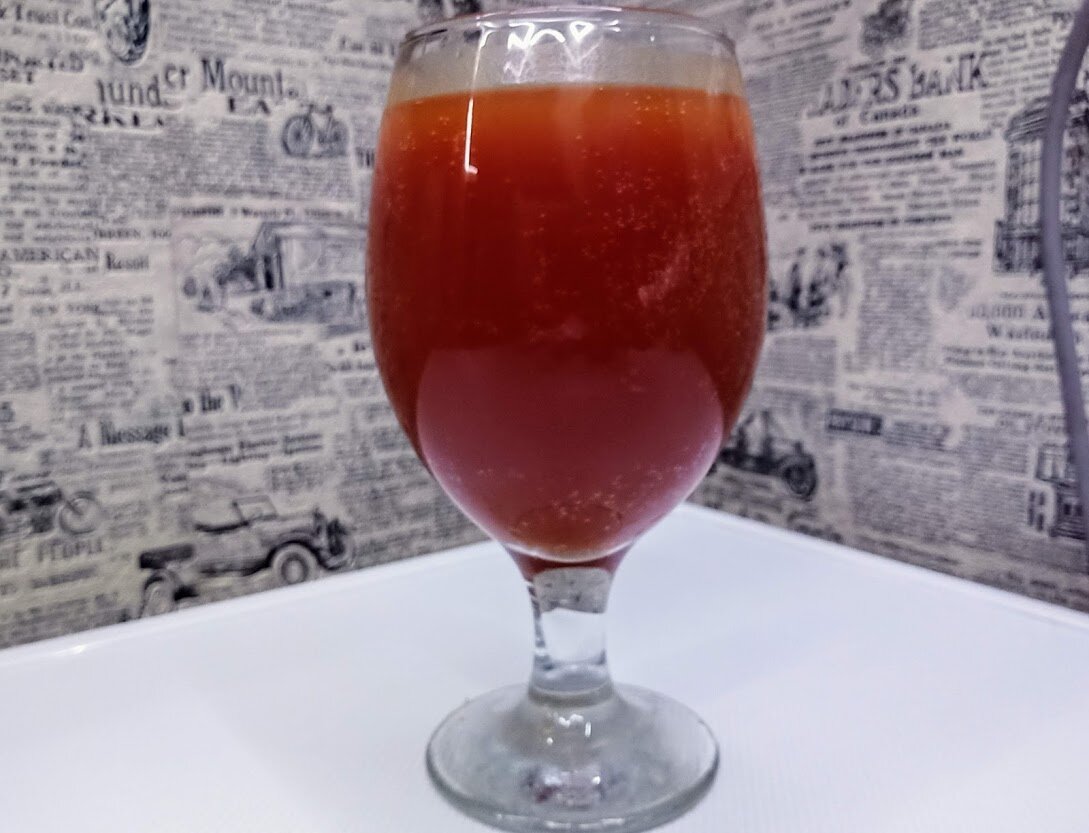 Tomato Gose от новосибирской пивоварни "Эльгейзер". Фото автора.