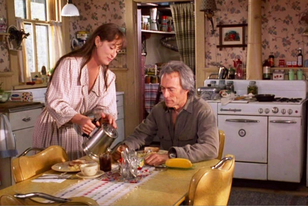 Кадр из фильма "Мосты округа Мэдисон"