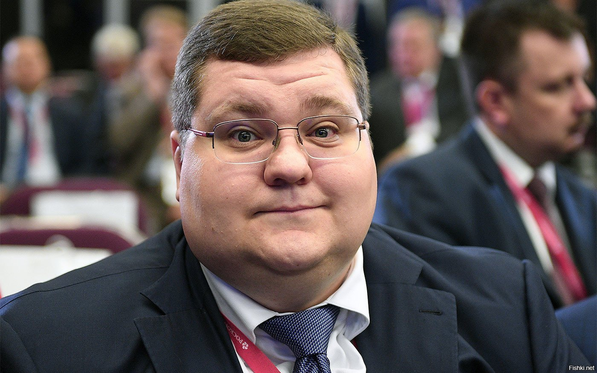 Это наш мусорный король Игорь чайка, но сегодня речь будет не о нём.