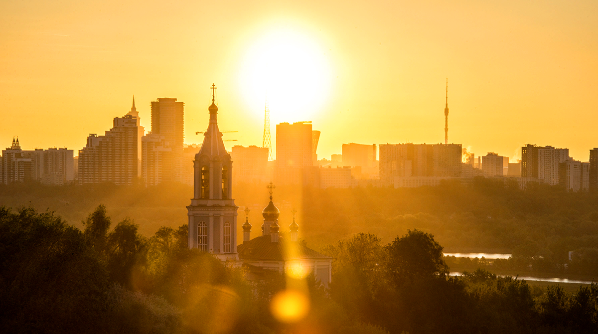 Солнечный день в москве