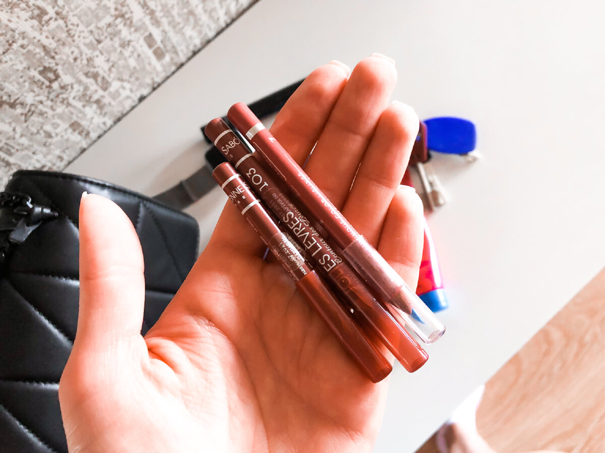 Карандаши для губ