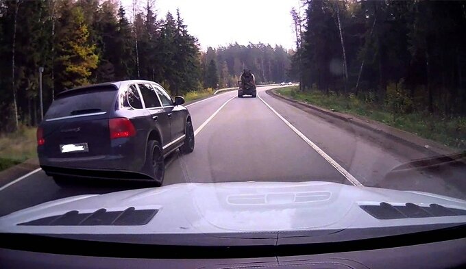 Обгон через сплошную