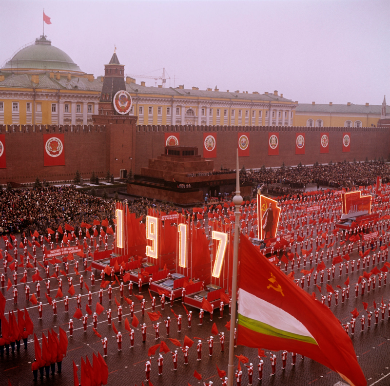 Сою́з Сове́тских Социалисти́ческих Респу́блик, сокращённо СССР, Сове́тский Сою́з, Сою́з ССР— государство в Евразии, существовавшее с 1922 года по 1991 год