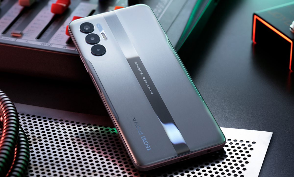 Tecno pova 3. Смартфон 7000 Mah с аккумулятором. Смартфон батарея 7000 МАЧ. Tecnopova 3. Новый телефон Pova.