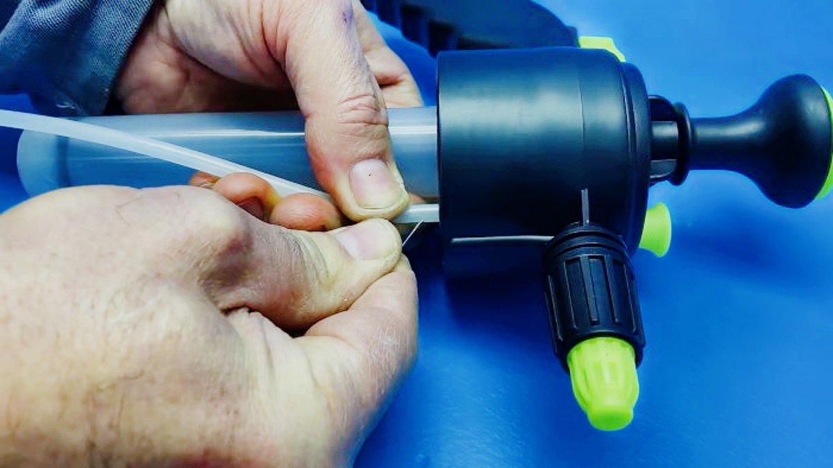 садовый опрыскиватель