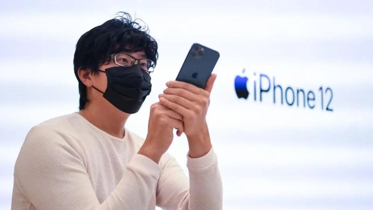    iPhone 12 оказался в центре скандала во Франции