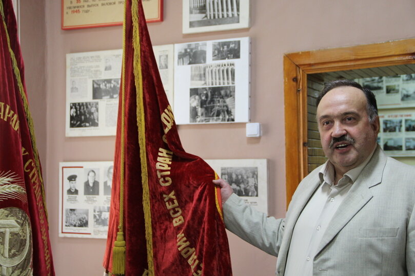     Руководитель музея Владимир Базаров. Фото: Лариса Селезнева