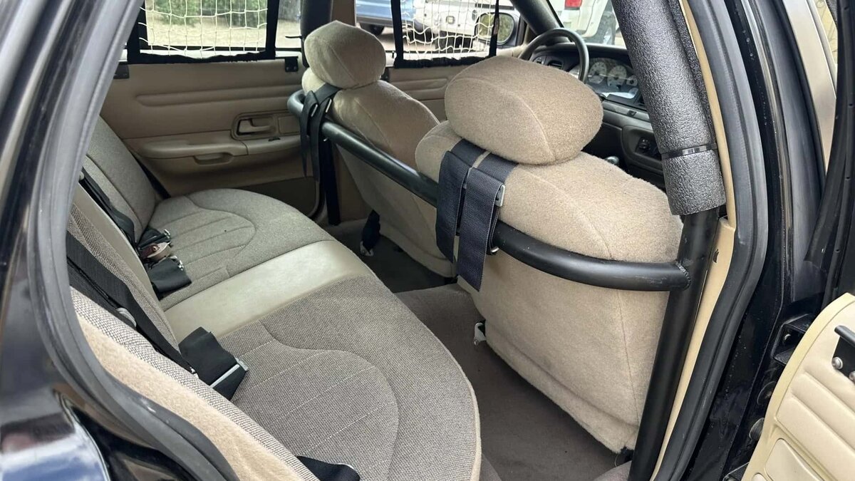 Ford Crown Victoria "Cobra Vic"