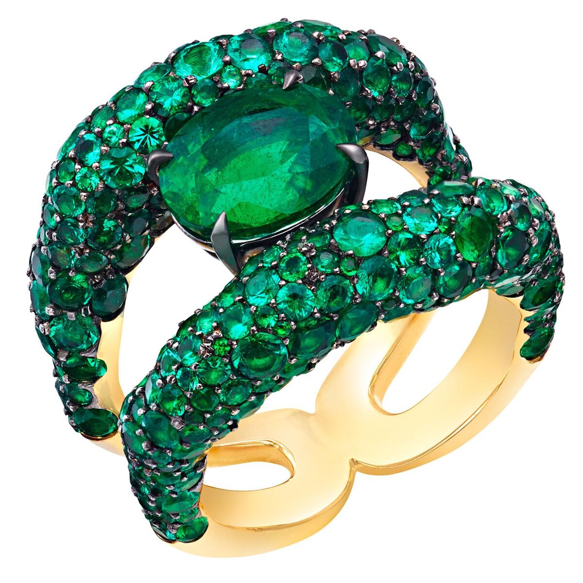 Источник фото: thejewelleryeditor.com