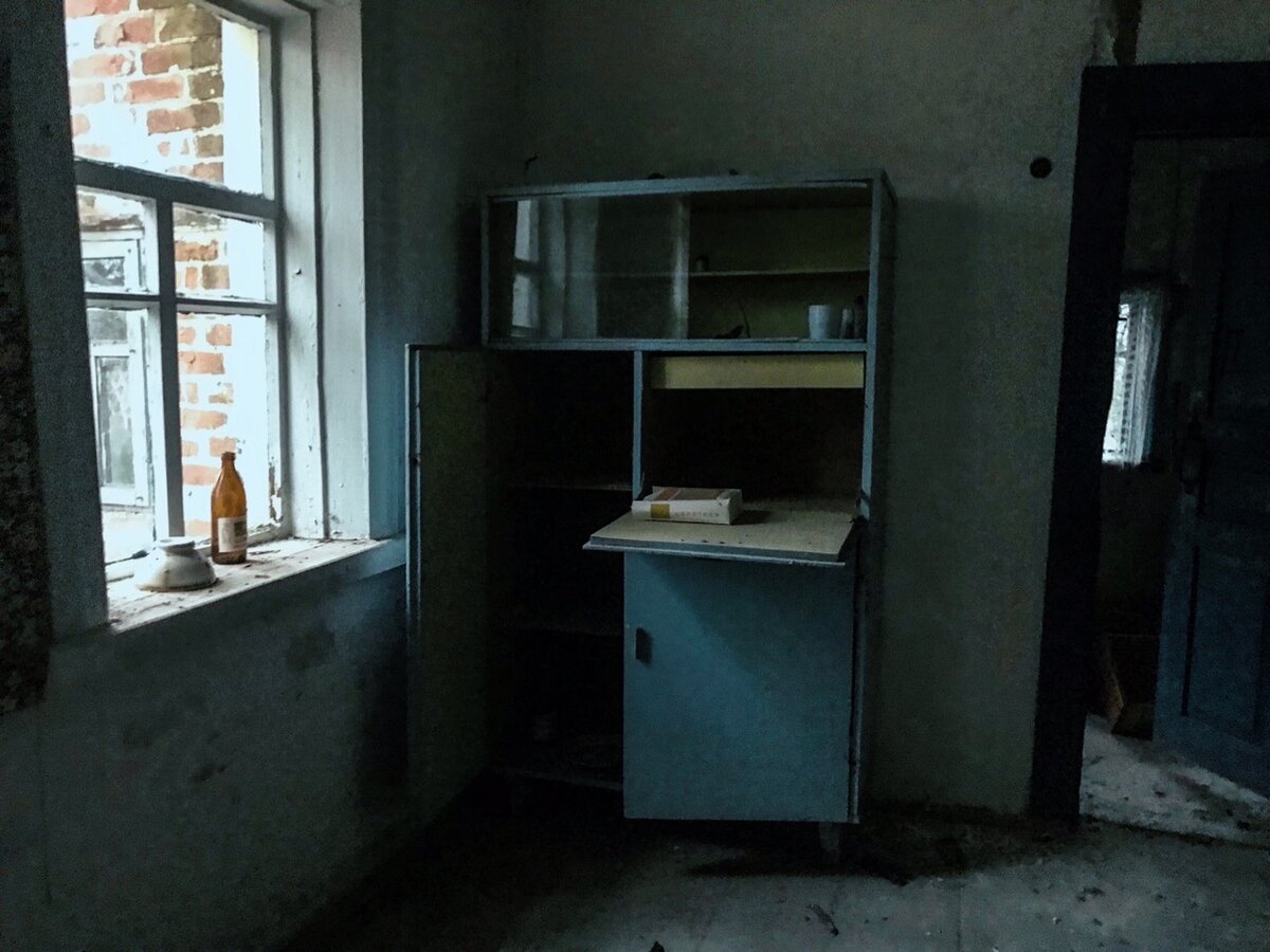 Что оставили в домах самосёлы Чернобыля?