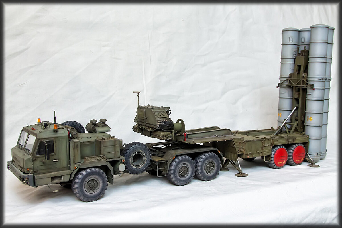 Автор работы и фотографии - Владислав (RealHokum). С-400 1/35, HobbyBoss.