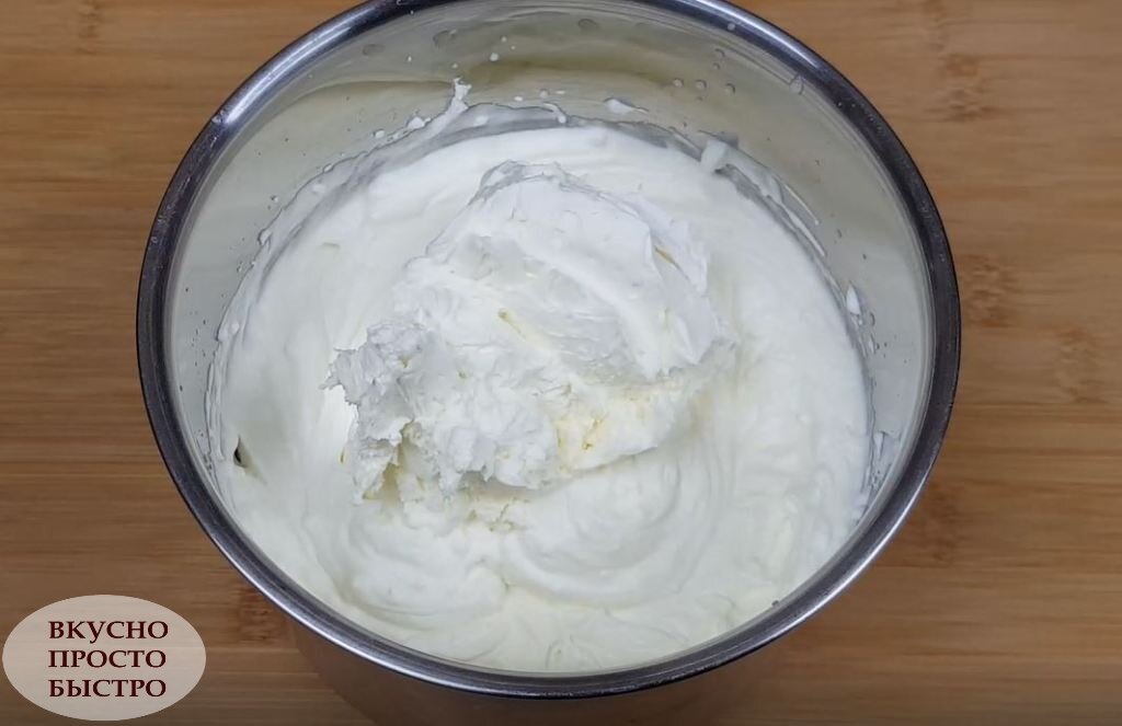 Торт Шоколадный сюрприз - рецепт на канале Вкусно Просто Быстро