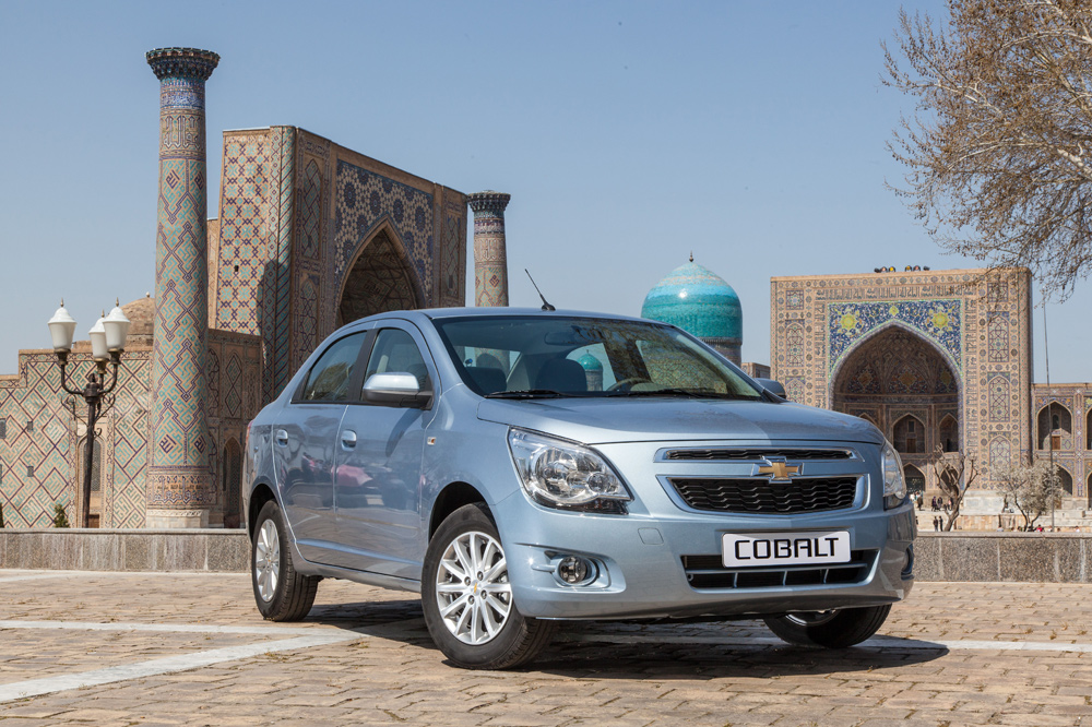 Uzb uz. Кобальт Шевроле Узбекистан. Шевроле кобальт 2022. Chevrolet Cobalt узбекский. Машина Узбекистан Chevrolet Cobalt.