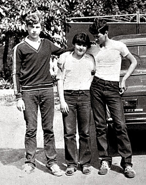1985 год. Сергей — крайний справа