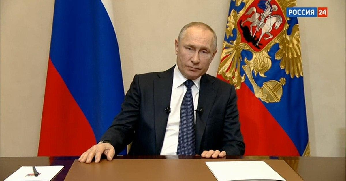 Кадр телеобращения Путина к россиянам 25 марта