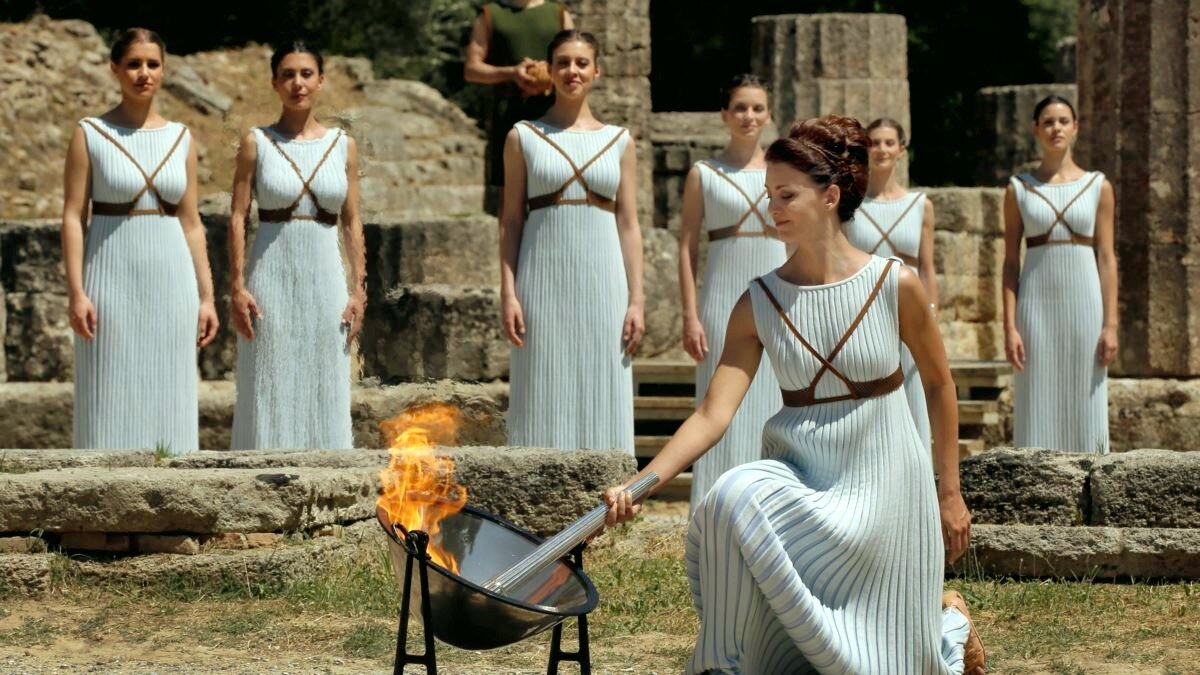 Зажжение Олимпийского огня