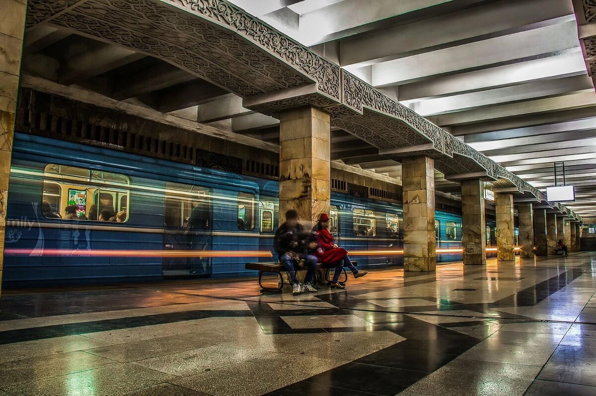 Метро это. Метро Миллий Бог Ташкент. Миллий Бог (станция метро). Ташкентский метрополитен станция Миллий Бог. Станция метро Хамза Ташкент