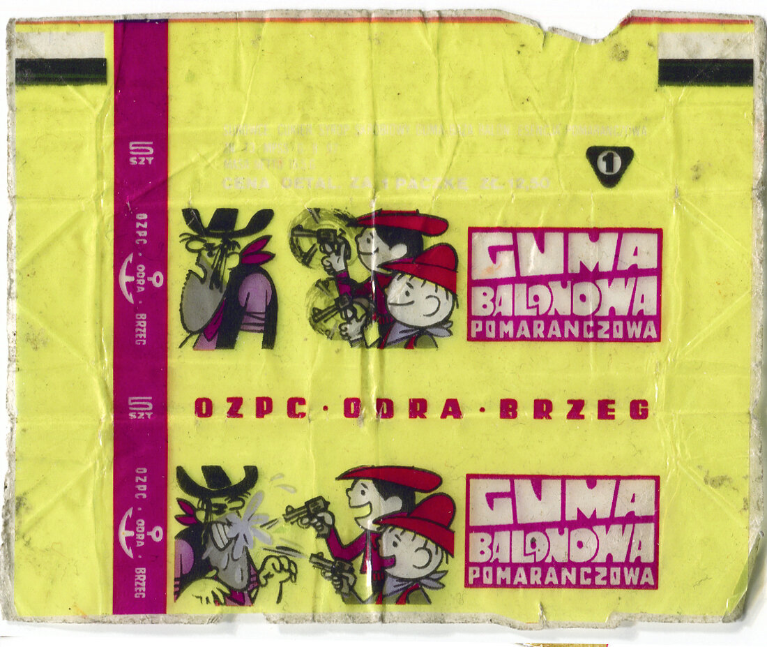 Упаковка от пяти пластинок польской жвачки с героями мультфильма.