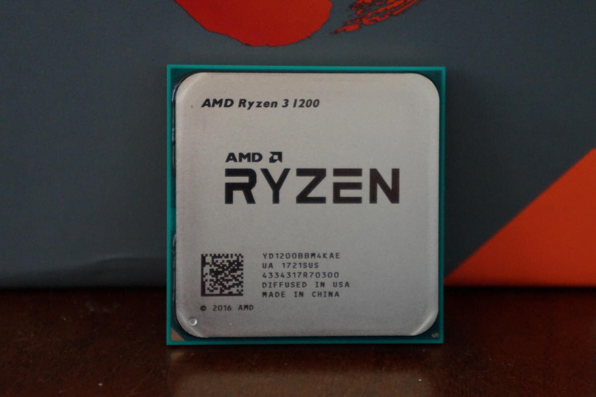 Ryzen 3 1200 BOX  (Версия box идёт со стоковым кулером).