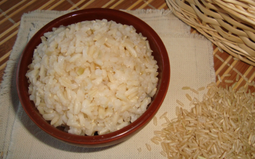 Калорийность рис отварной на воде с солью. Рис сауадия. Рассыпчатый рис альденте. Калмыкский рис. Рис худжанди.